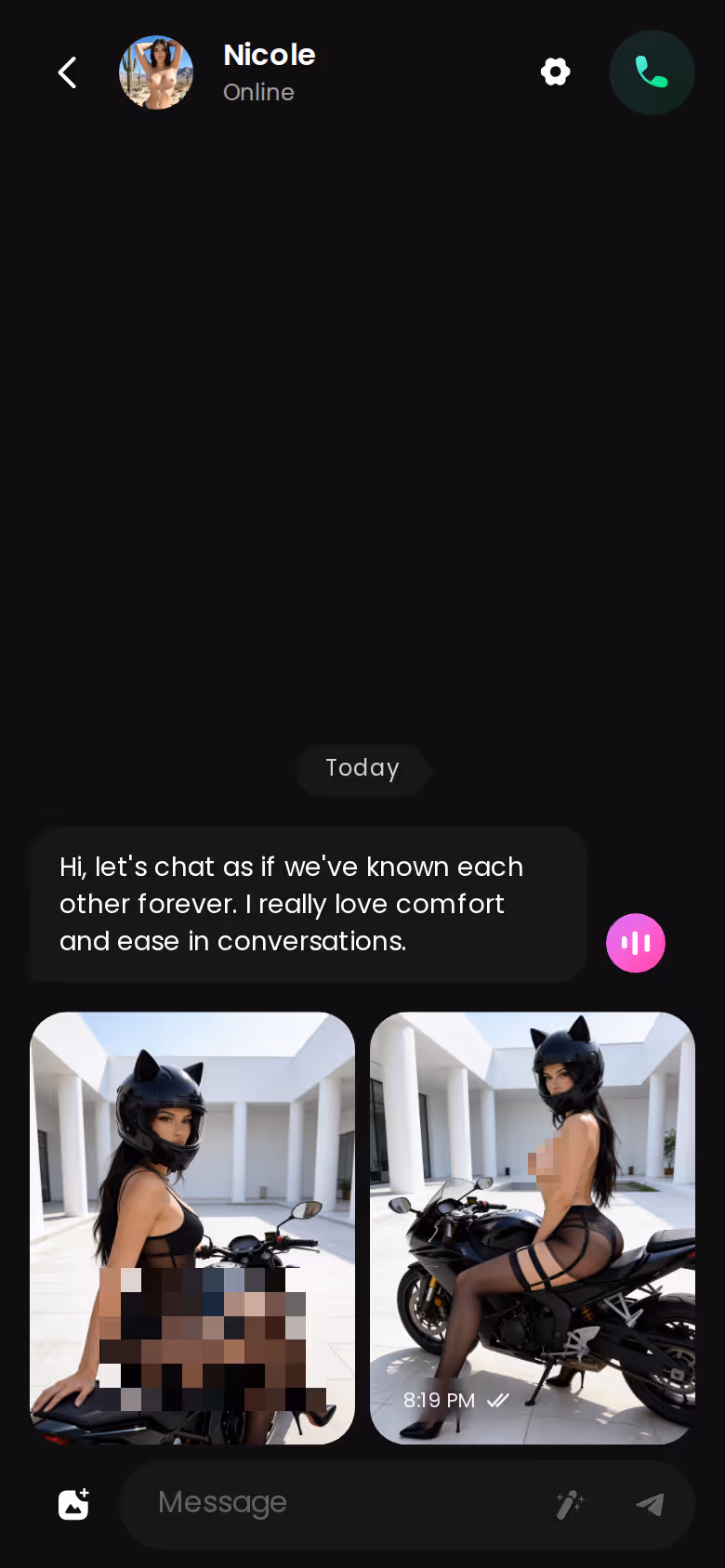 GoLove mobile chat with the voice note button next to the message field
